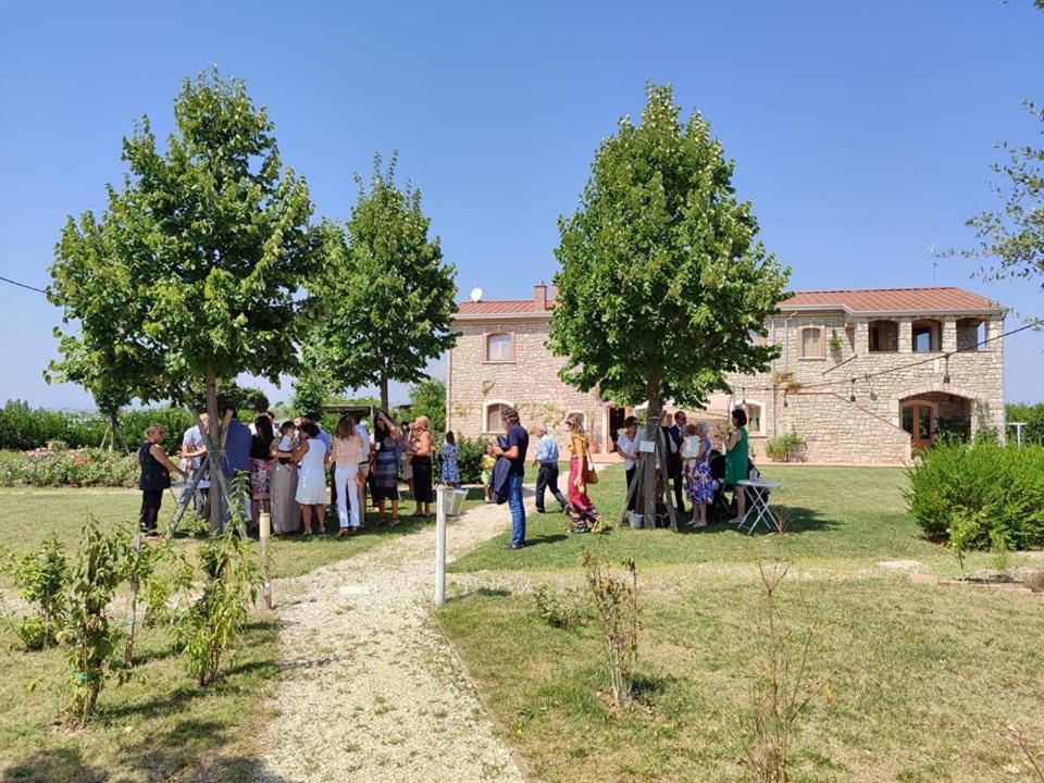 Masseria Fontana Dei Fieri Pietrelcina Luaran gambar